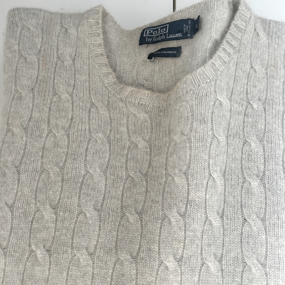 100% cashmere Polo Ralph Lauren size L - hardly worn freshly dry cleaned